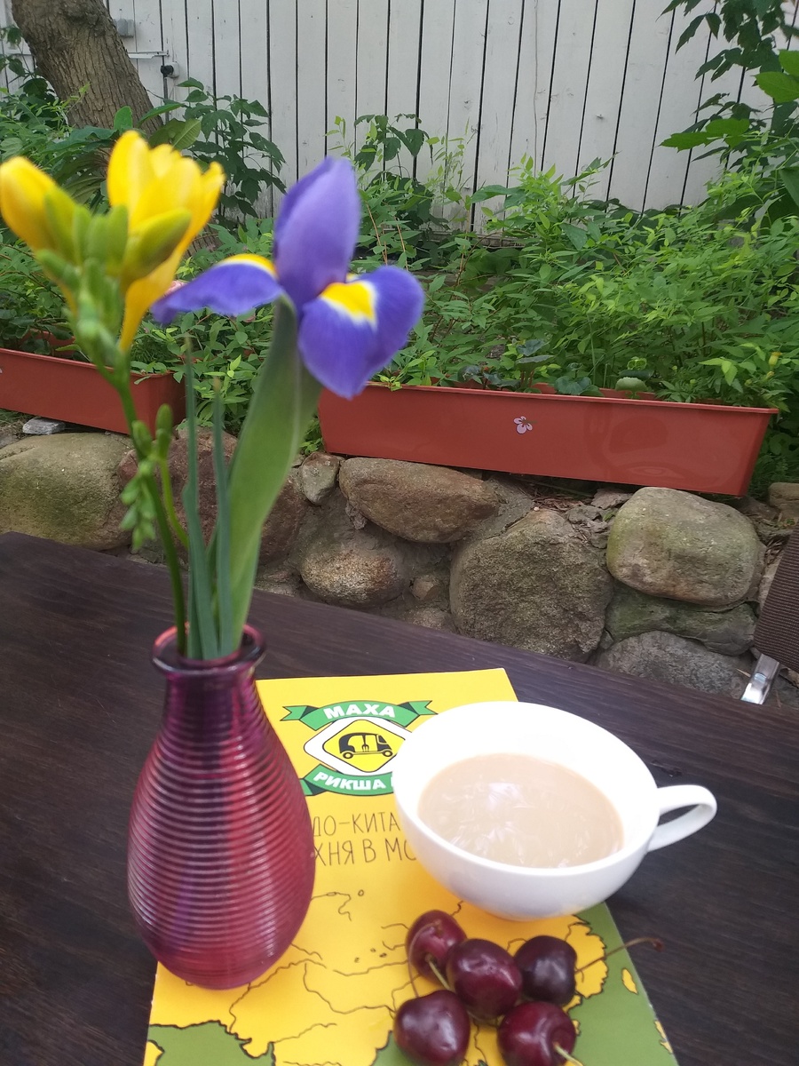 Масала чай в Маха Рикше