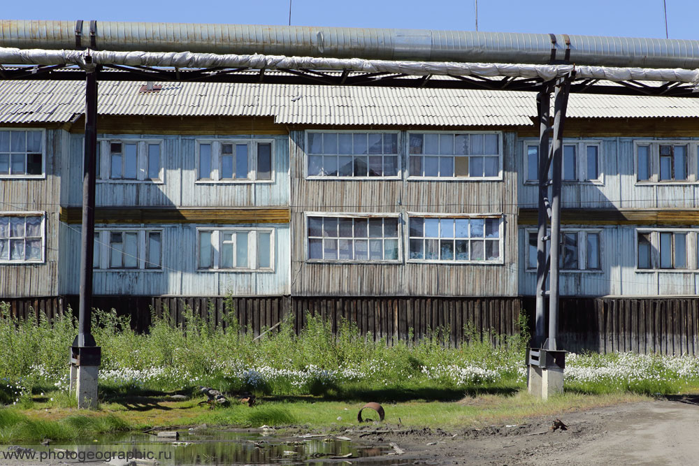 Погода в жиганске. Село Жиганск Республика Саха (Якутия). Река Лена Жиганск. П Жиганск Якутия. Жиганск Якутия аэропорт.