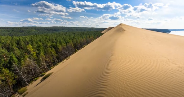 С 2010 года,Чарские пески входят в семь чудес Забайкалья.