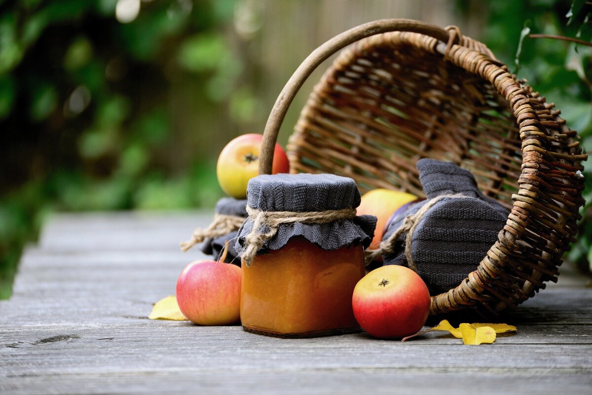 Пюре из яблок - калорийность, полезные свойства, польза и вред, описание - горыныч45.рф