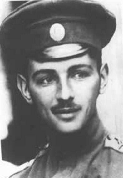 Константи́н Константи́нович Арцеу́лов (17 [29] мая 1891, Ялта, Таврическая губерния, Российская империя — 18 марта 1980, Москва, СССР) — русский и советский лётчик, планерист, художник-иллюстратор, внук художника Айвазовского. Первым в Российской империи в 1916 году разработал и применил приемы и технику вывода самолёта из штопора, ставшие революционным достижением в практической авиации. Пионер русского и советского планеризма. 
