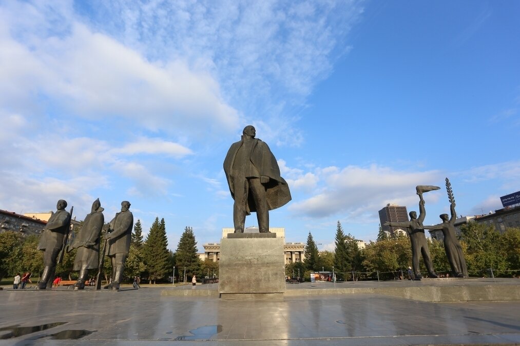 Новосибирск ленин и театр