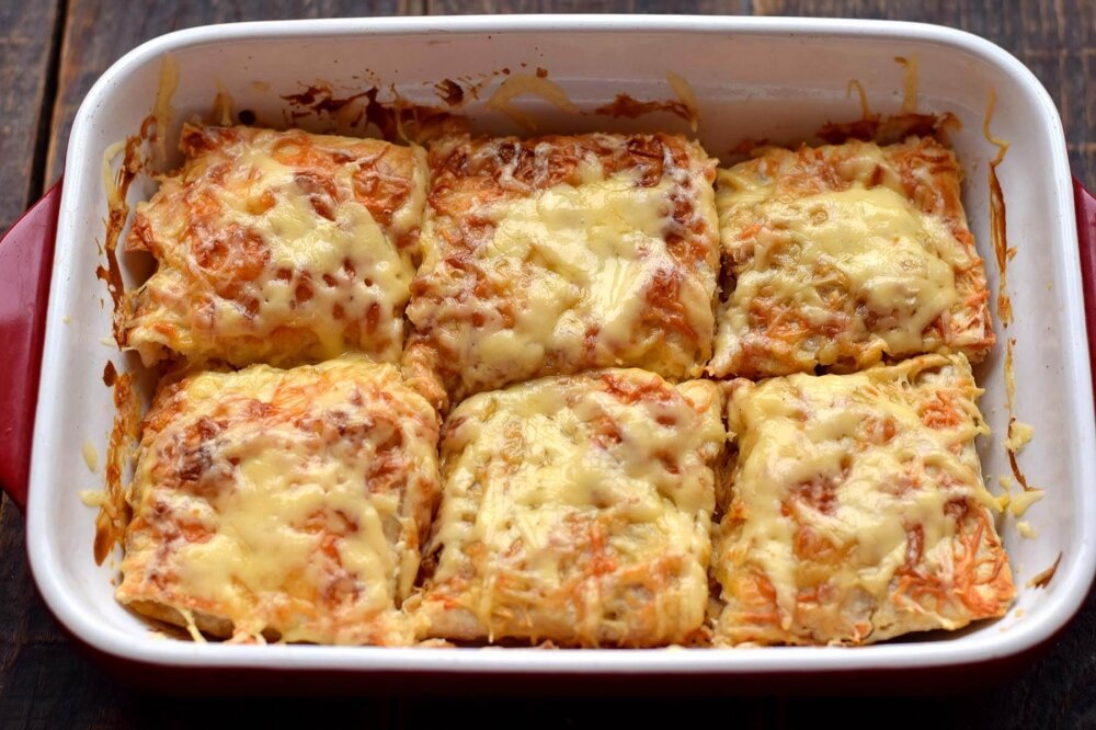 Лаваш с фаршем в духовке