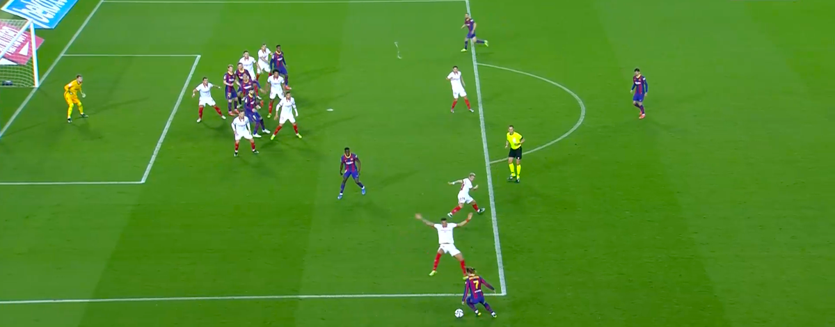 Момент гола Пике