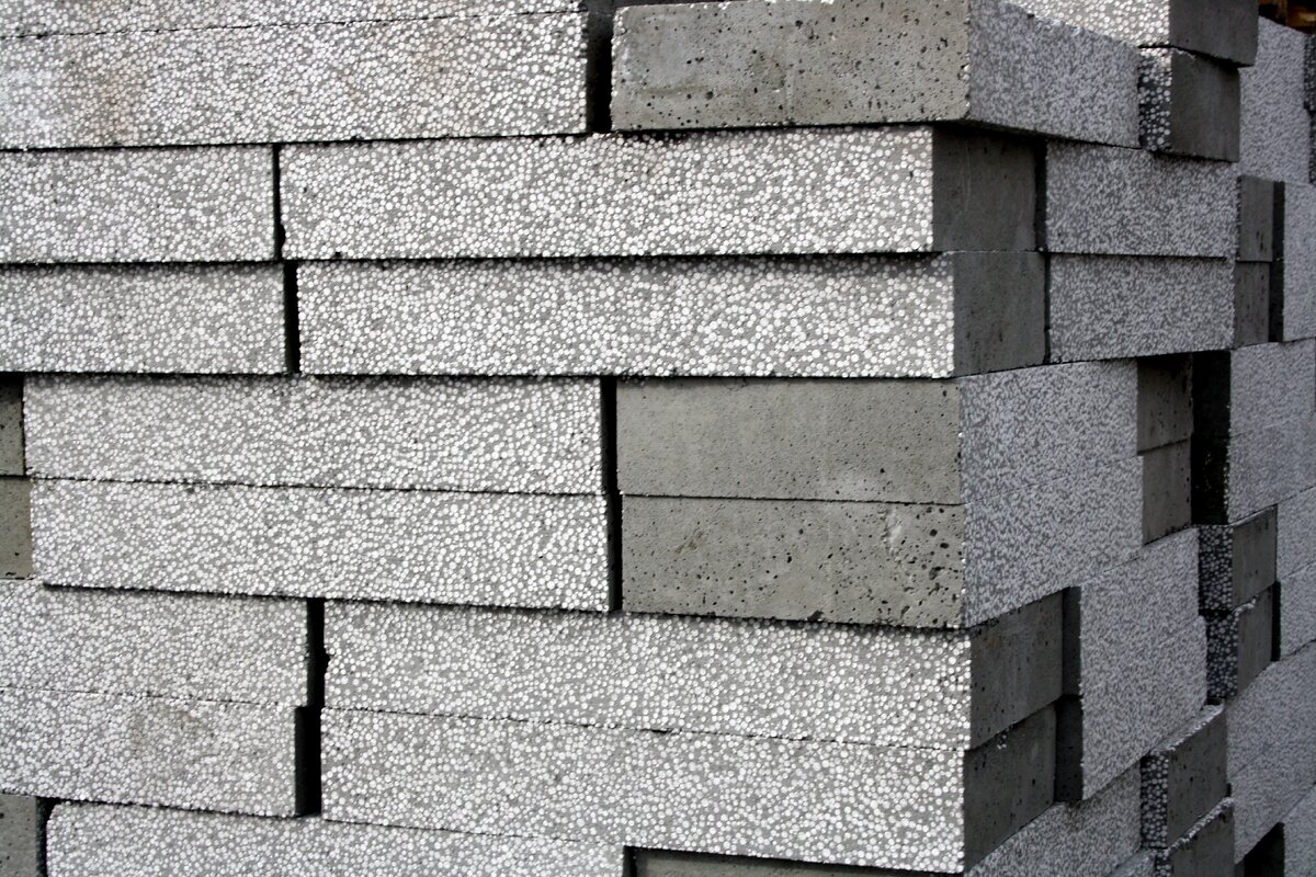 полистирол блок. блок полистиролбетонный d400 600х300х200 мм. блоки полистиролбетонные d450. полистиролбетон мегаблоки. блоки полистиролбетон 600 300 200.