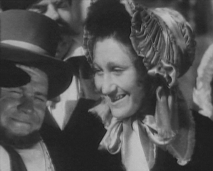 Мерзкие, мерзкие угнетающие ханжи, голлм! (кадр из фильма)