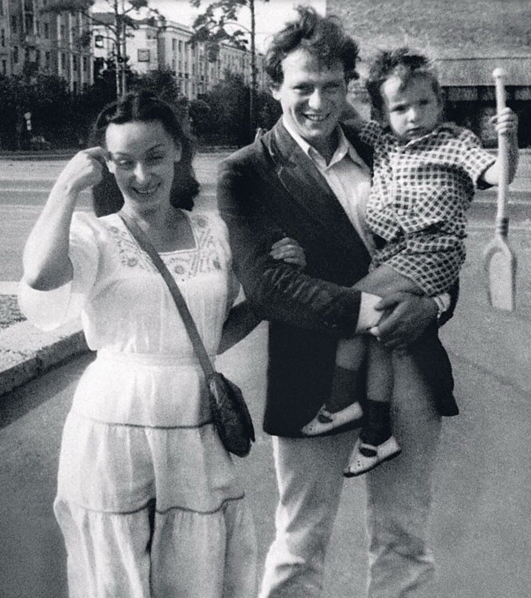 Владимир Андреев - актёр, режиссёр, театральный деятель - фильмография - Доброе 