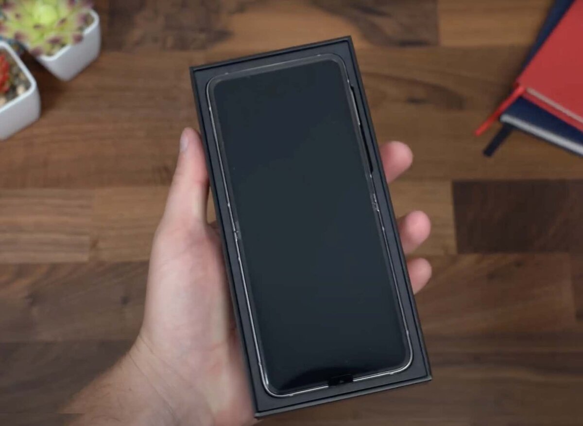 Распаковка Samsung Galaxy Z Flip 3