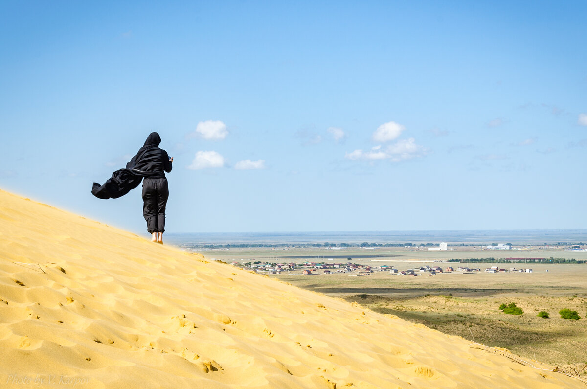 Арчединско-донские пески волгоградская область. Движущийся песок. Песок летит. Пустыня сахара (экорегион). Песчаный ветер.