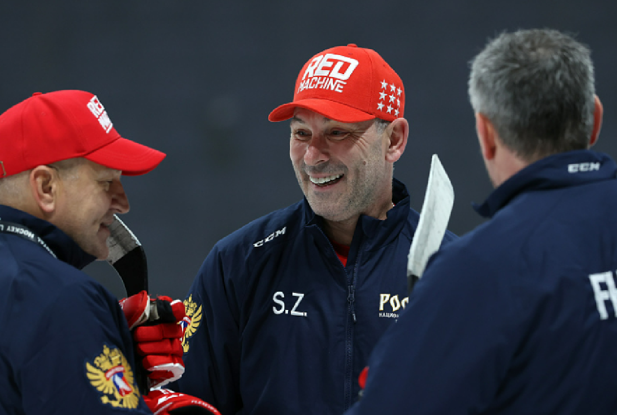 Сергей Зубов - новый главный тренер молодежной сборной России. Фото: ФХР