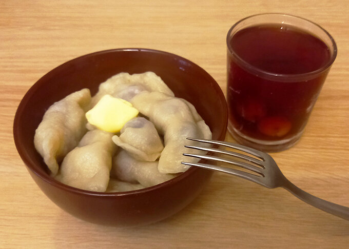 Вареники с вишней