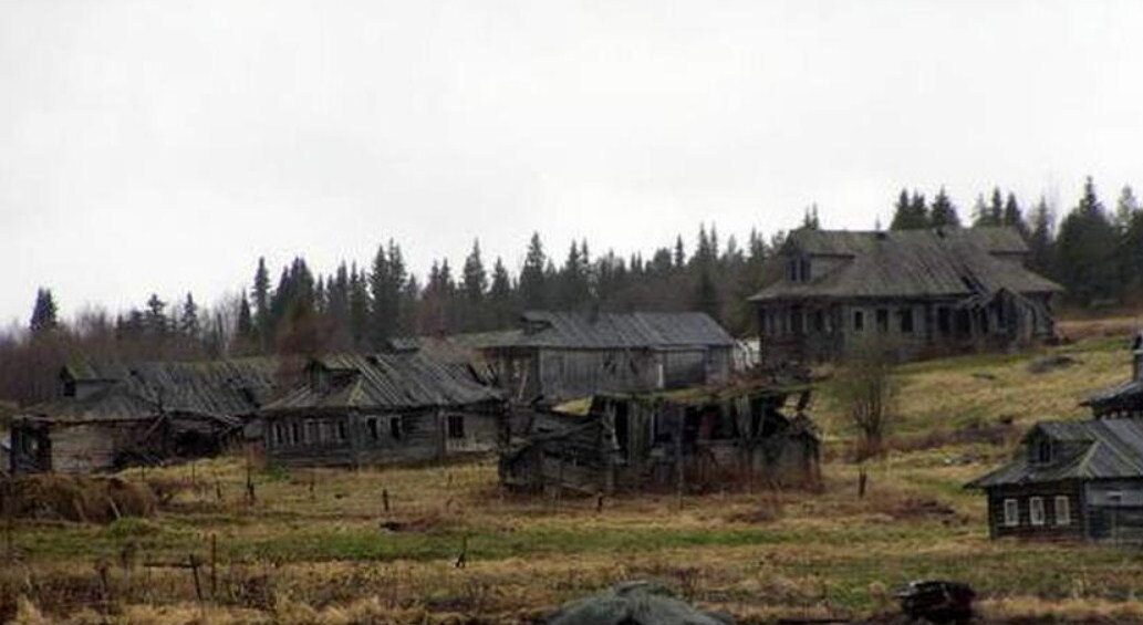Некогда Растесс был перспективным посёлком. Теперь это деревня-призрак. Источник: https://tankushin.ru/wp-content/uploads/2020/04/Screenshot_47.jpg