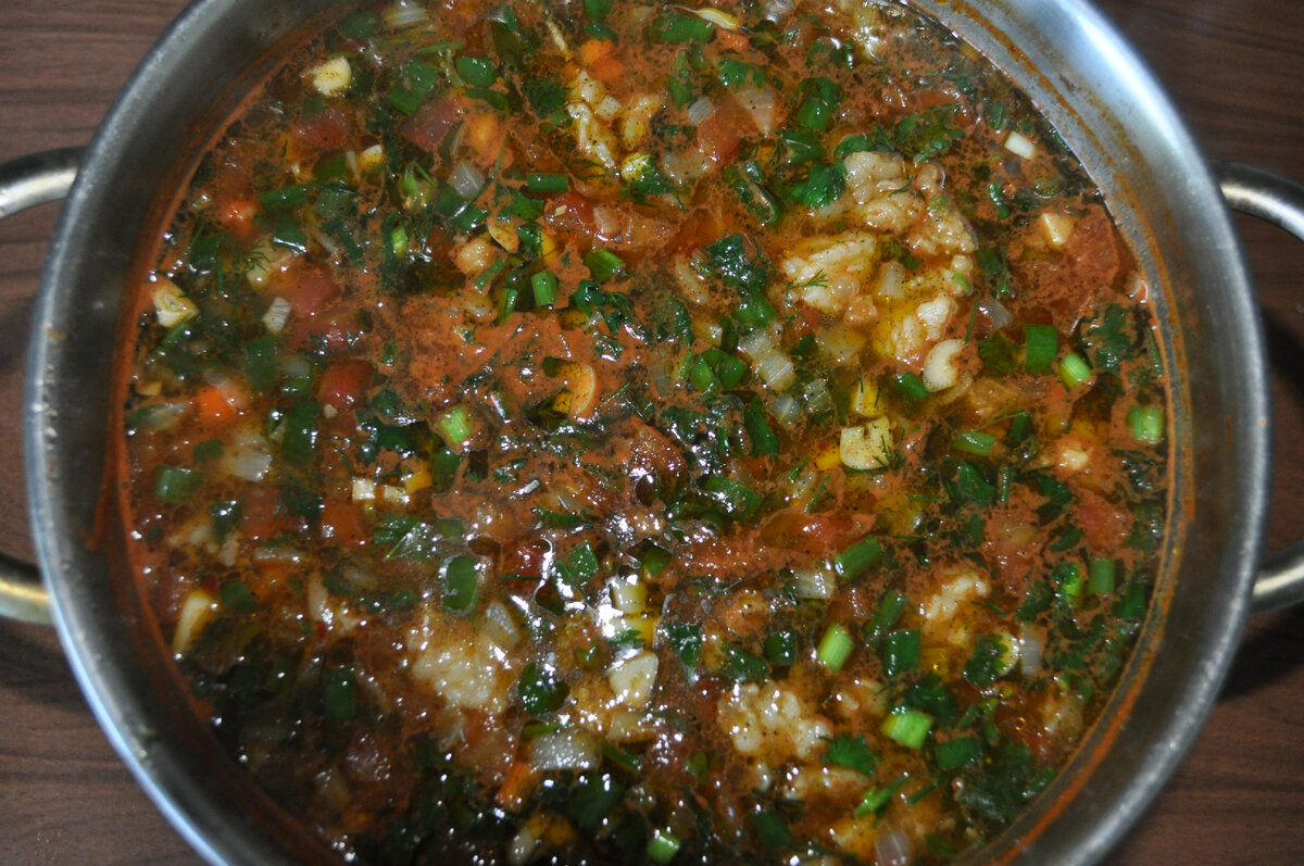 Острый суп Харчо.