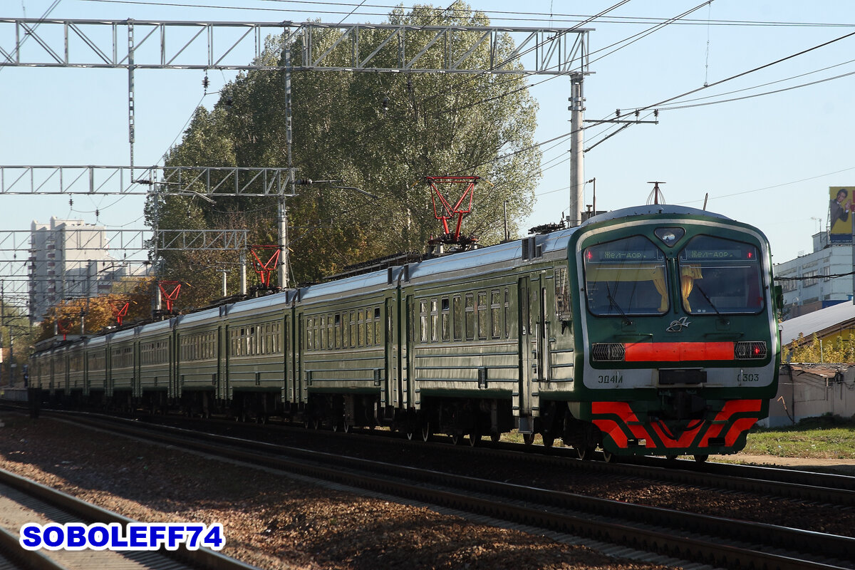 Электропоезд ЭД4М-0303. Перегон Москва-Пассажирская-Курская - Кусково Московской железной дороги. Октябрь 2010 года
