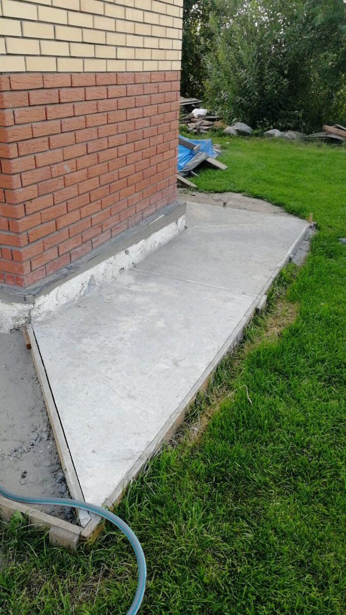 первые квадраты уже подсохли