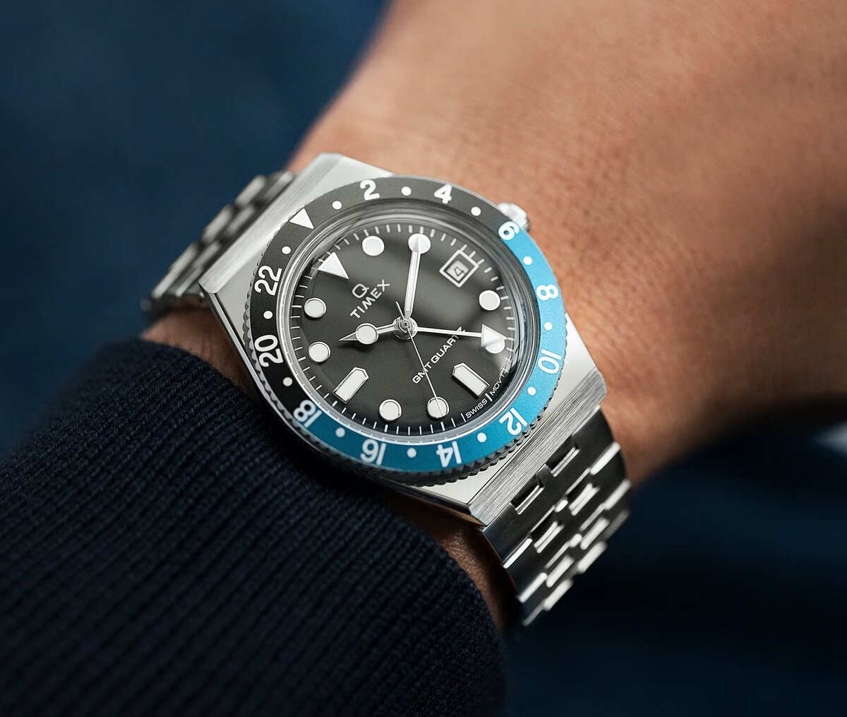Герой сегодняшней публикации - любопытная бюджетная новинка Timex Q GMT