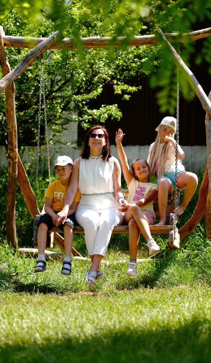 Прогулка в летнем досуговом лагере клуба раннего развития "Совёнок"