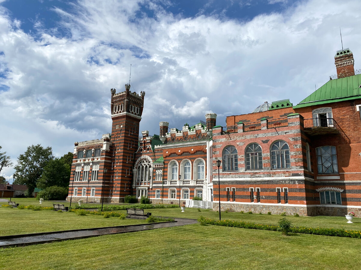 Шереметьевский замок график работы а новогодние каникулы