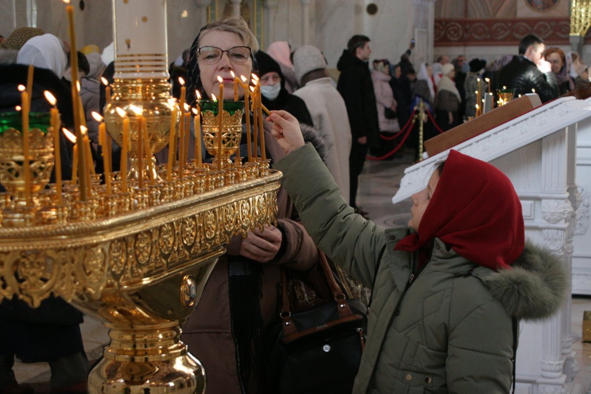    Православные волгоградцы отмечают Вселенскую родительскую субботу
