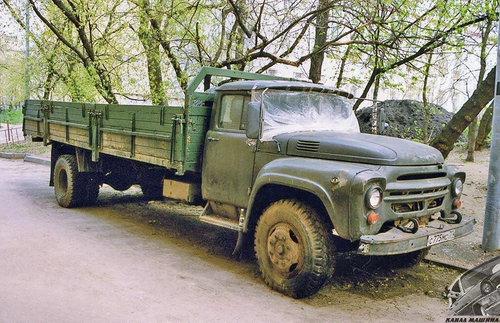 Зил 130 листам. ЗИЛ-130 грузовой. ЗИЛ 130 ГУ. ЗИЛ 130 ГУ длиннобазный. ЗИЛ 130 военный бортовой.