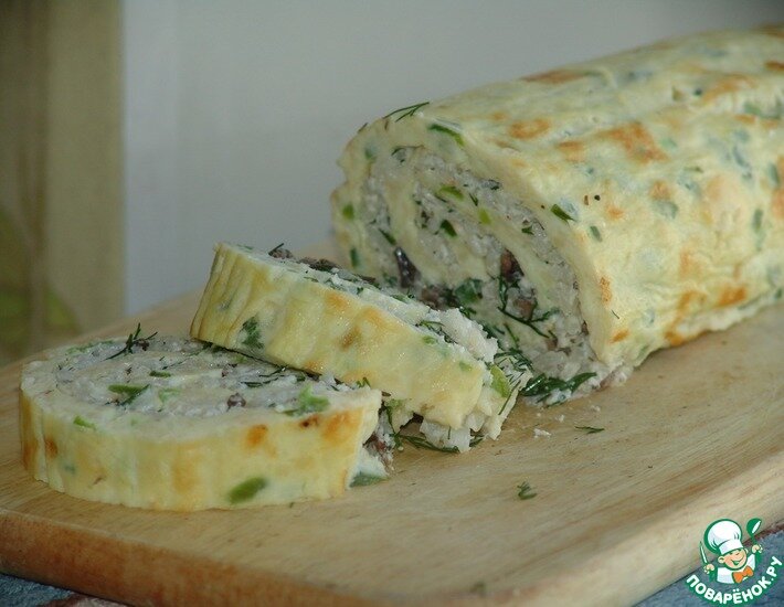 Очень вкусный омлет-рулет, совсем несложный в приготовлении. 