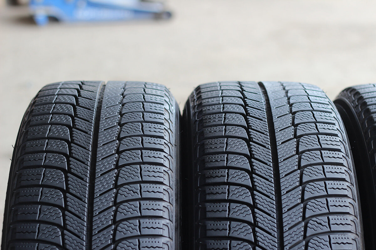 Michelin x ice r16 купить. Michelin x-Ice 3 185/65r15. Michelin x-Ice xi3. Michelin x-Ice 3 (xi3). Michelin 185/55r15 x-ice3.