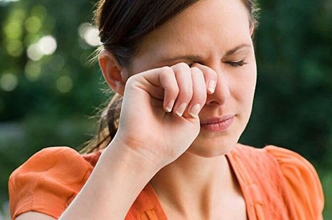 Повреждение кожи и возникновение морщин