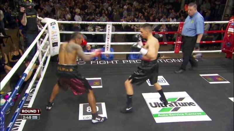 Тим Цзю доминирует над соперником. Источник фото-Яндекс картинки