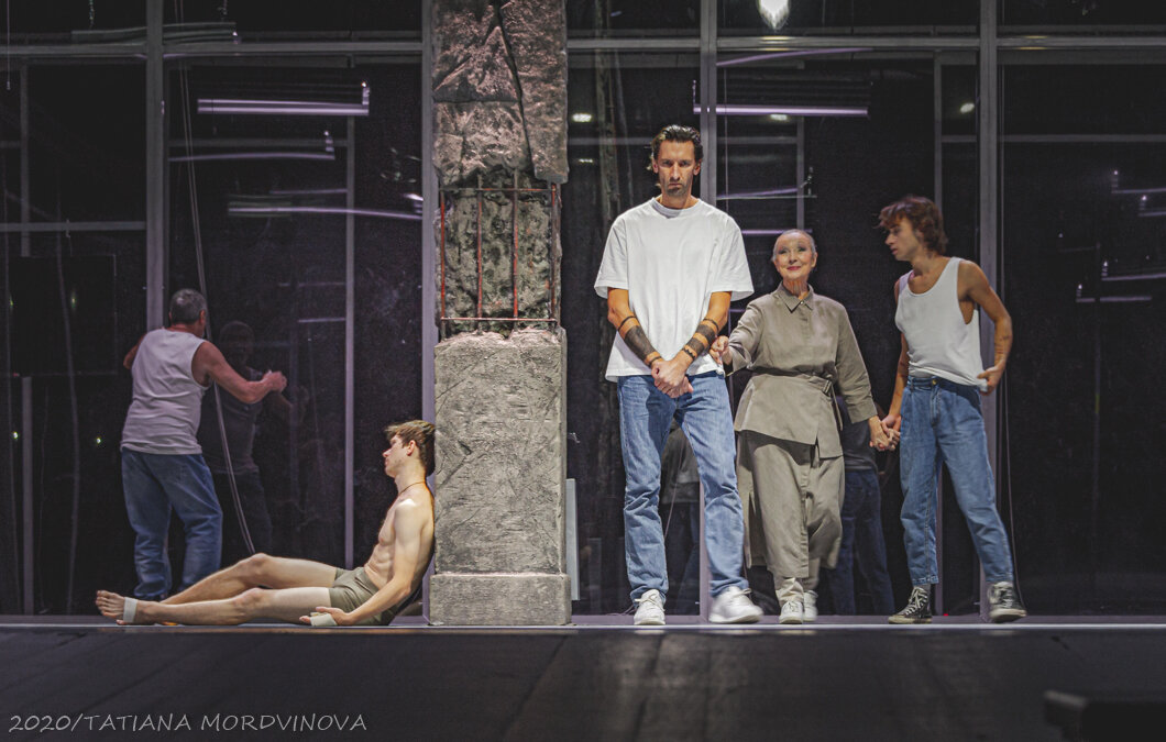 скандальный спектакль в театре ермоловой