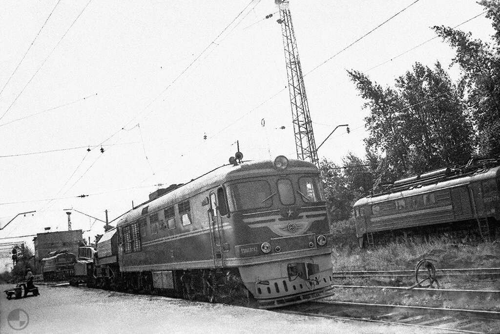 ТЭП60 в роли "хозяйки".