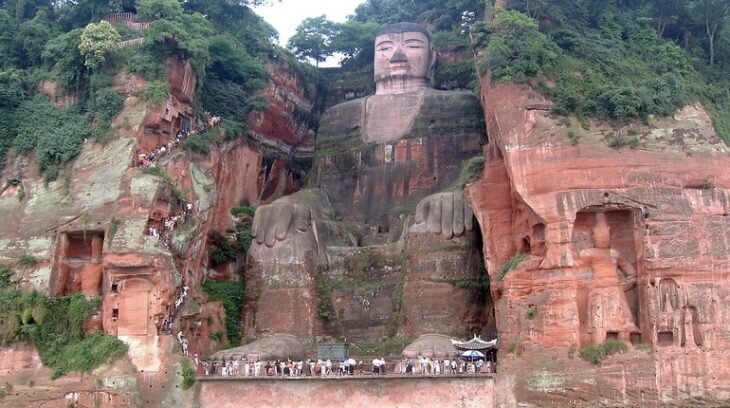 Статуя Будды в Лэшане. Фото: Википедия