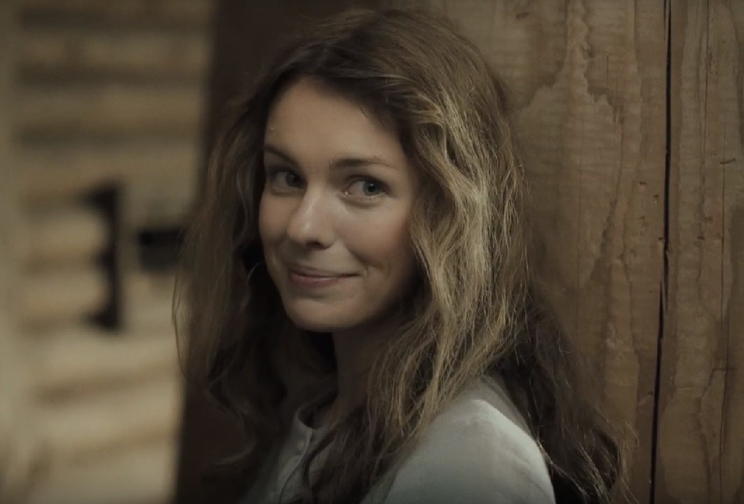 Кадр из сериала "Зови меня мамой" (реж. Сергей Пикалов, 2020г)