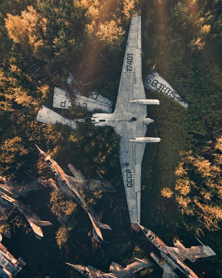 М-55 "Геофизика" и ЯК-28 в музее Монино.