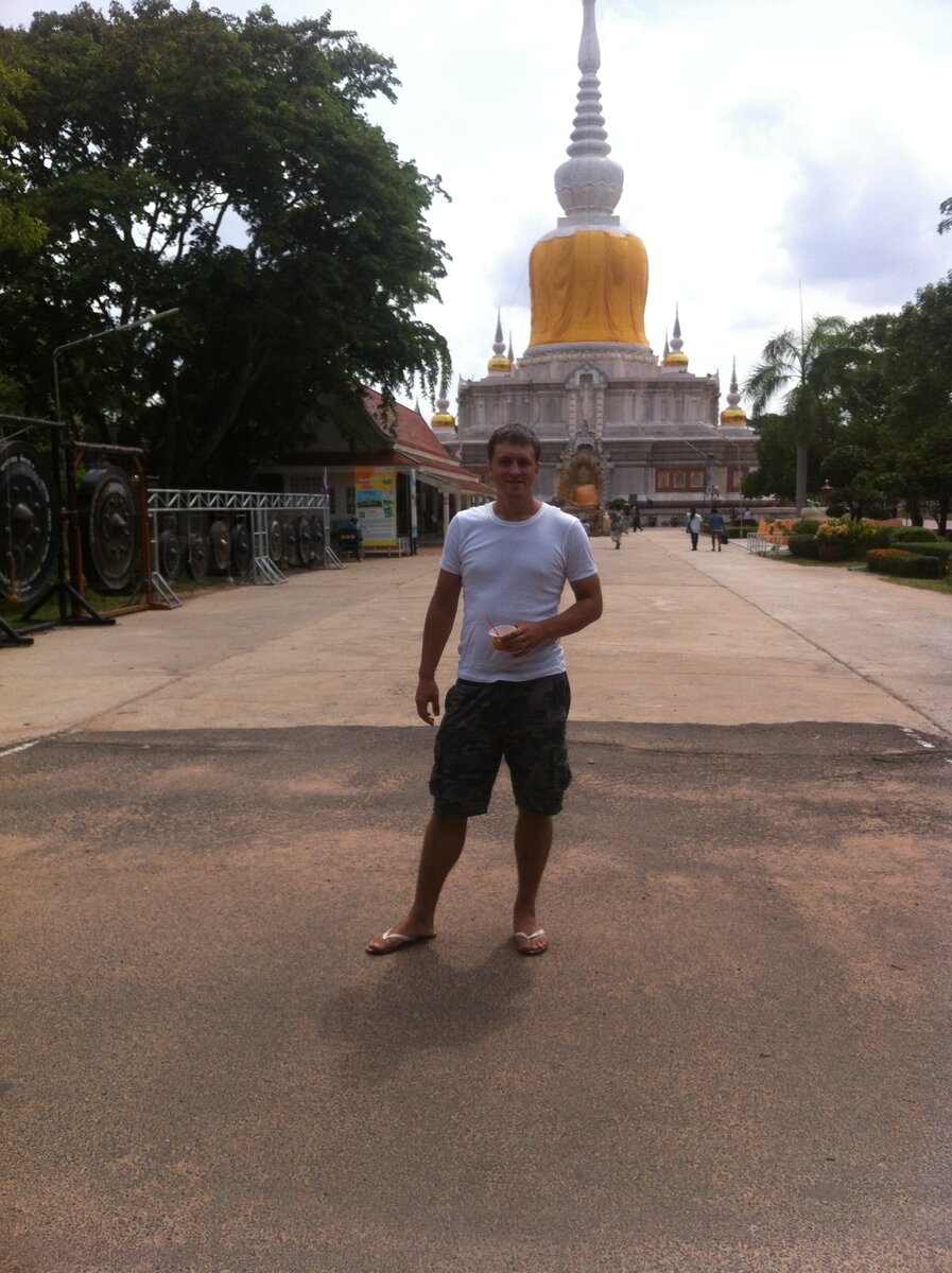 Один из буддистских храмов Таиланда