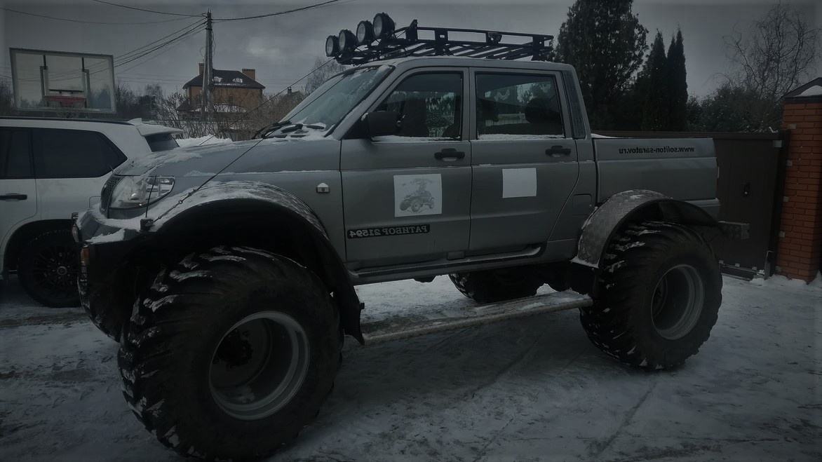 А вот и сам монстр 