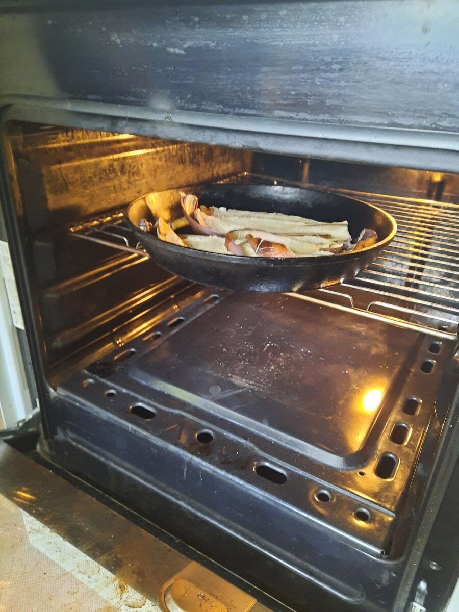 сушим банановые шкурки в духовке