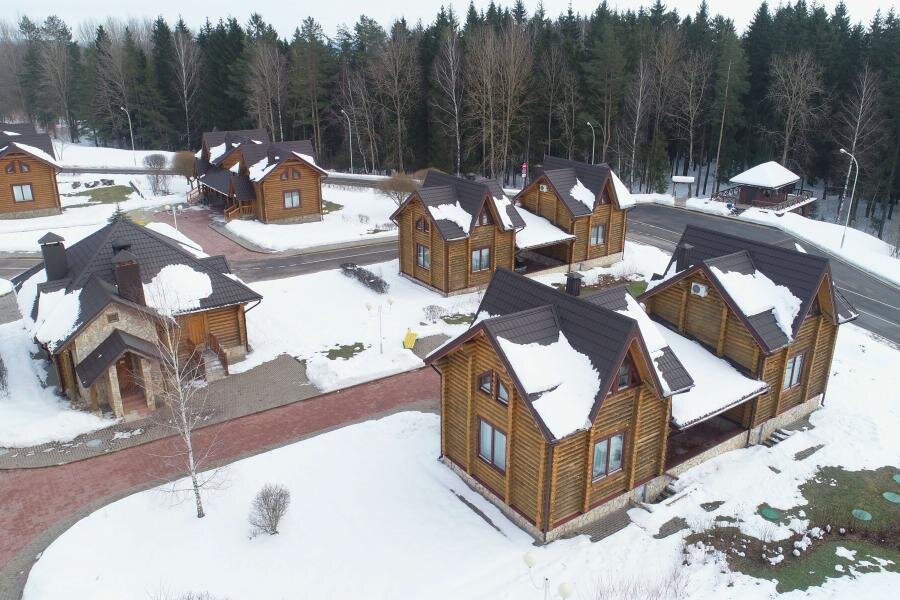 силичи коттеджный комплекс. остров минская область. усадьба новое городище логойск. эко усадьба холмы силичи. фромаж алтай агроусадьба.