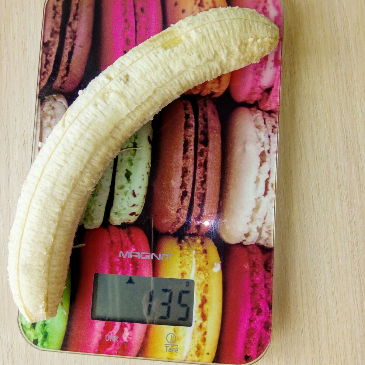 Вес банана.