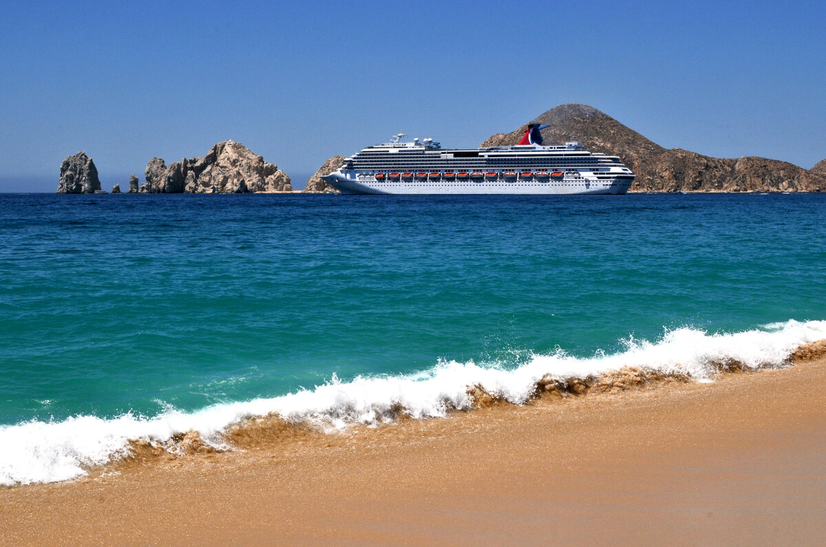 А вот такое традиционное кадрирование этого прекрасного пейзажа я уже сделал для своей личной трэвел-коллекции.