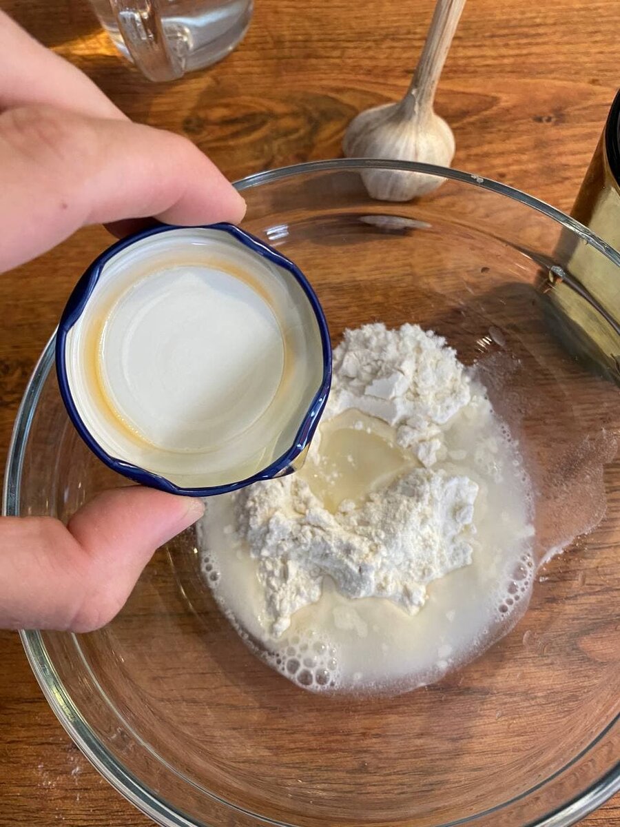 Добавляем масло