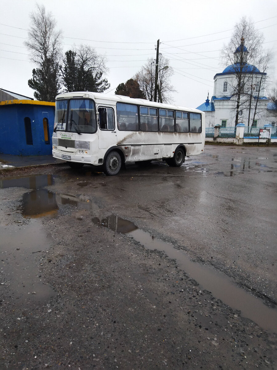 Просто сфотографировал ПАЗик в поселке Орел Пермского края)