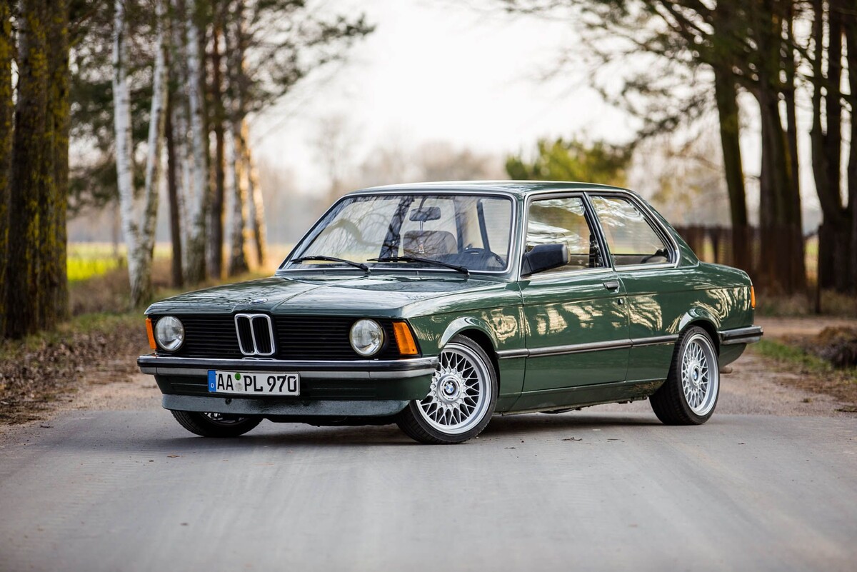 BMW E21