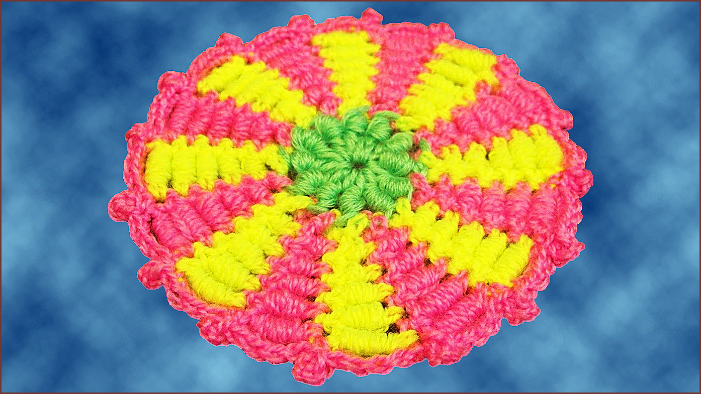 Коврик крючком. Вязаные круглые коврики крючком. Круглый коврик крючком. Коврик из вязаных цветов. Вязание крючком круглых ковриков видео уроки.