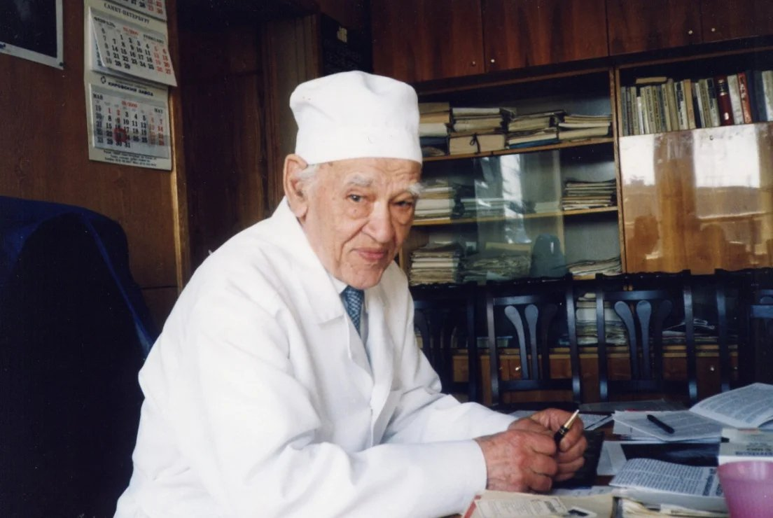 Врачи живут. Углов фёдор Григорьевич (1904-2008).