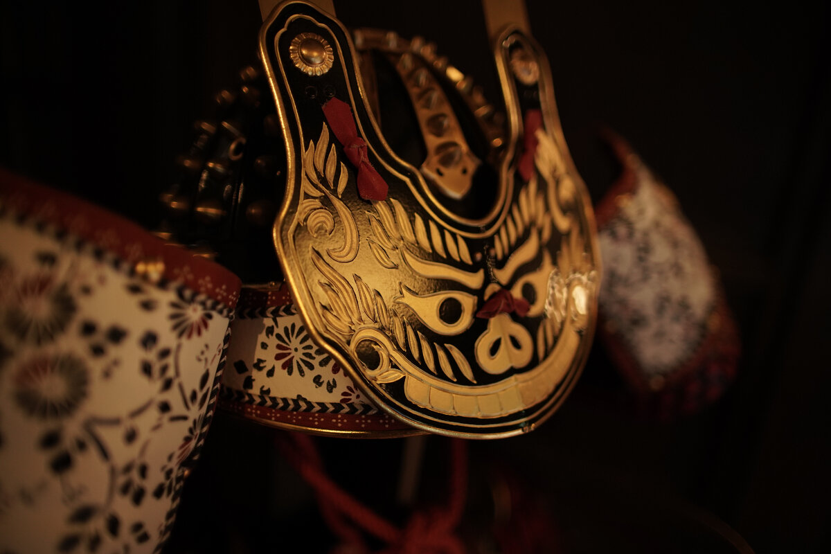 Шлем самурая в гостевом доме NEOLD Private House (фото автора)