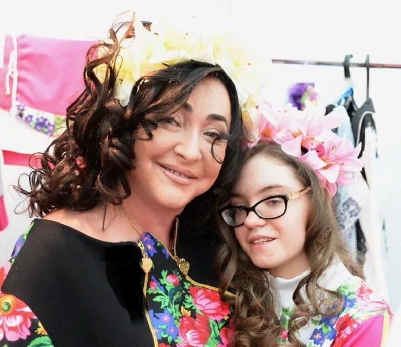 Дочь Лолиты, дочь Милявской