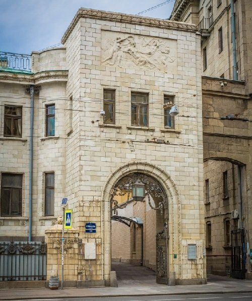 Главное здание музея политической истории России. Фото с сайта музея