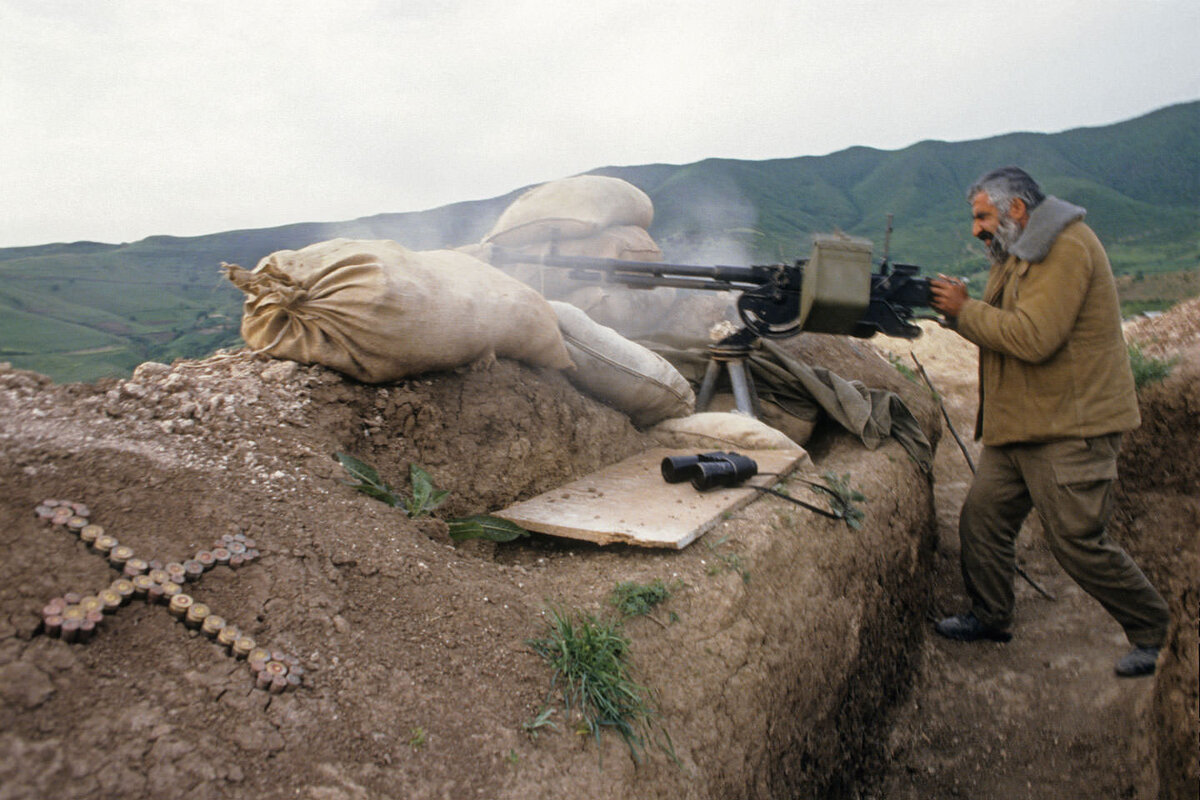 Карабахкская война. Картинка взята из источника: https://vestikavkaza.ru/upload/2016-04-10/d1ab5899f0b2e583d7e16a9264e5594e.jpeg.