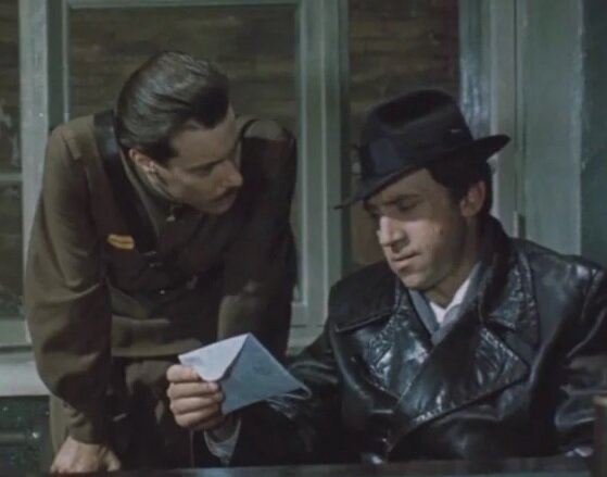 Экранизировать роман «Эра милосердия» его авторам Аркадию и Георгию Вайнерам предложил Высоцкий.-5