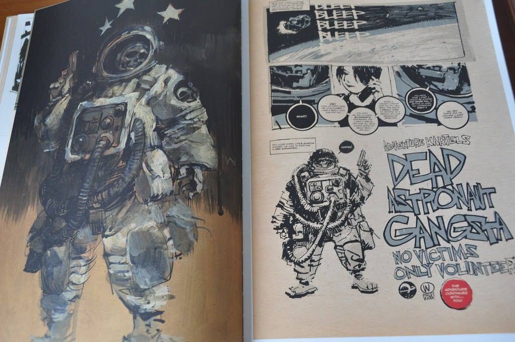 Вот он - Dead Astronaut Gangsta (Мёртвый астронавт Гангстер) на страницах комикса.